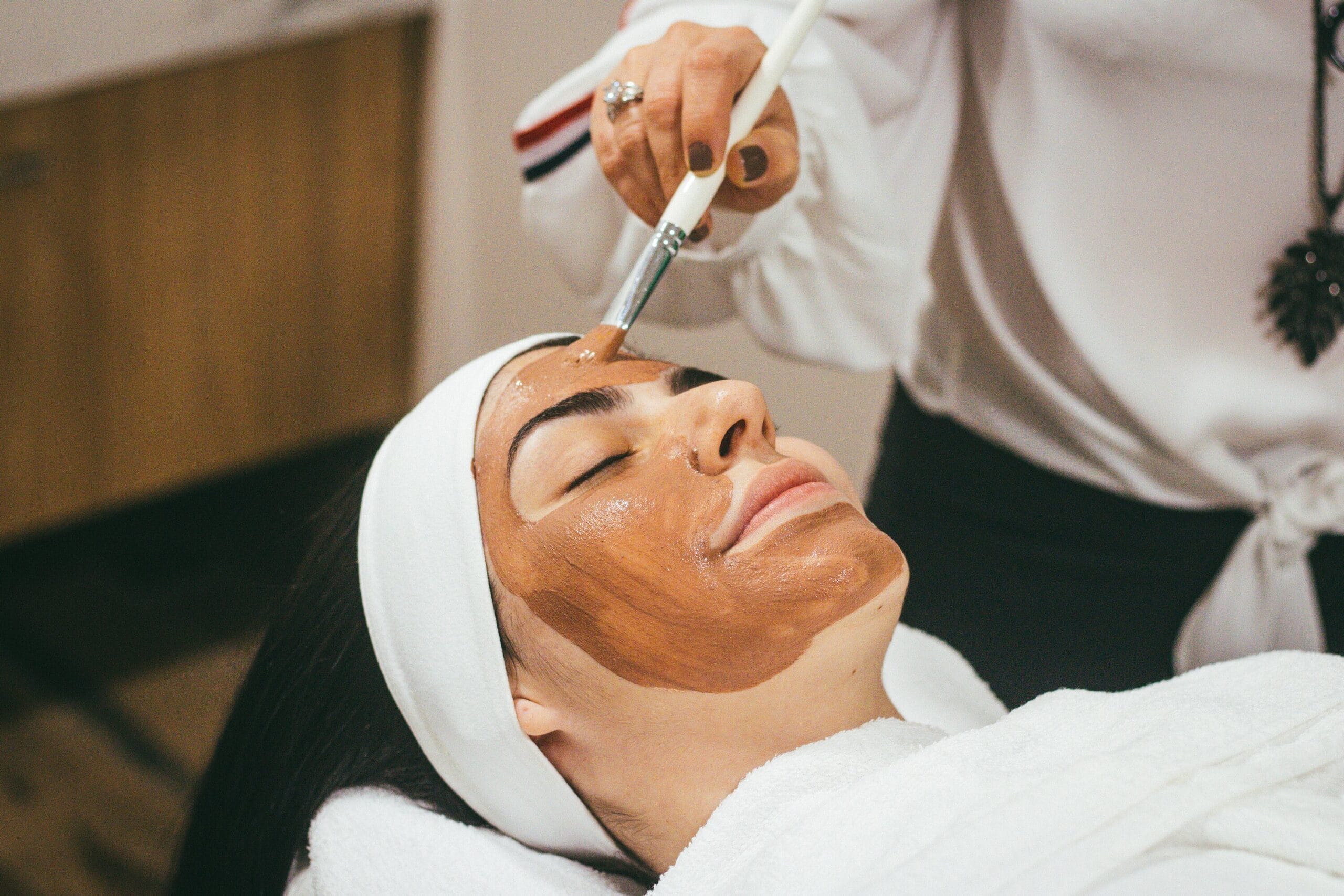 Rejuvenate Your Skin: The Top 7 Benefits of Chemical Peels